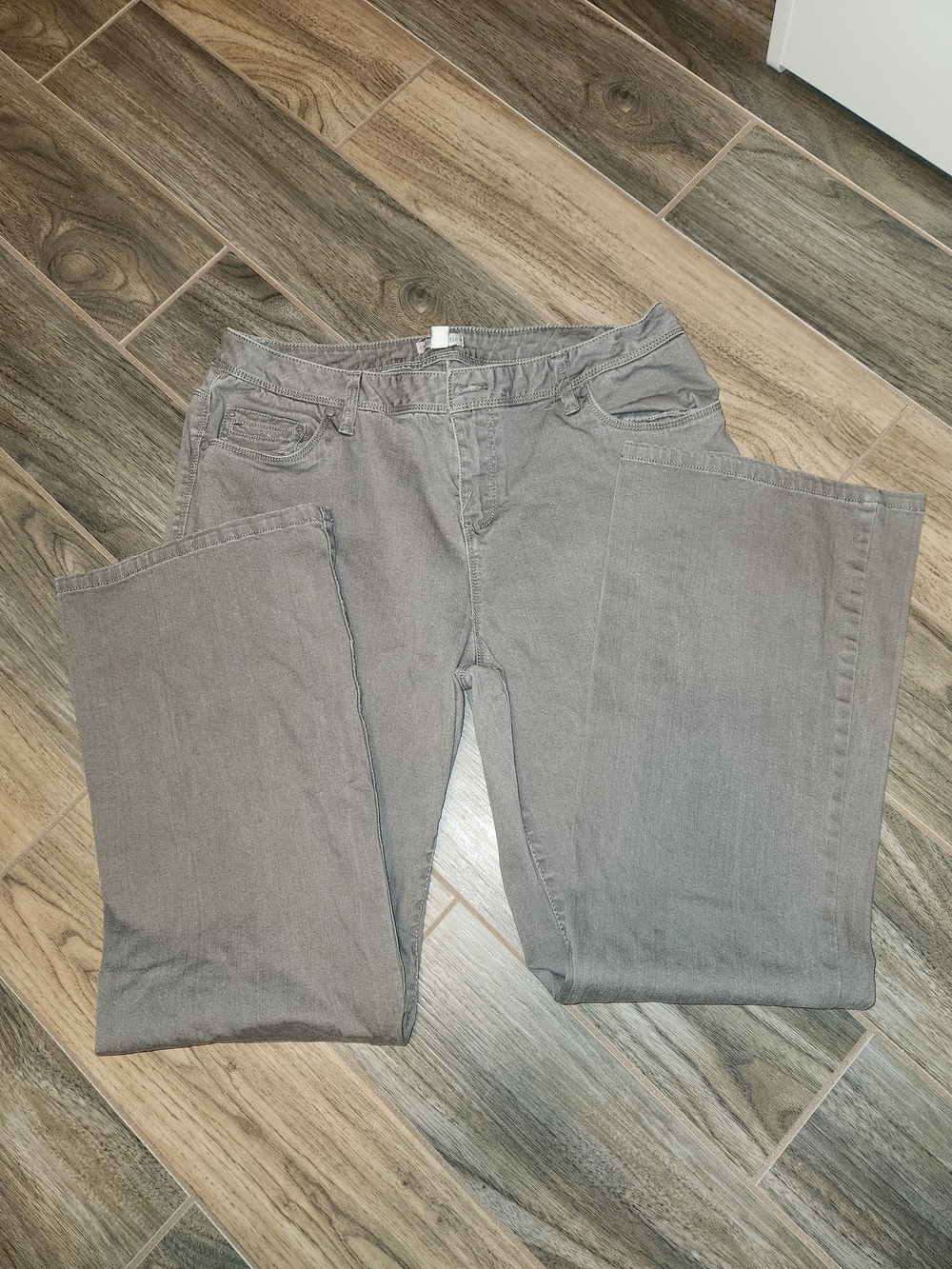 Fashion Bug Gray Wide-Leg Jeans